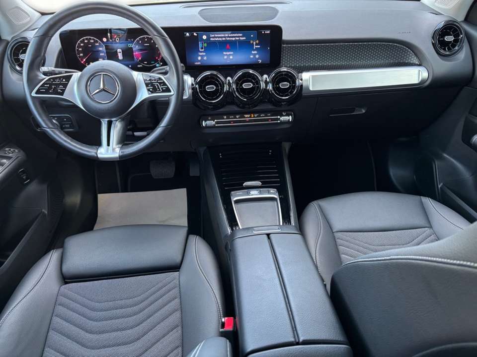 Mercedes-Benz GLB 220 - Imagem 12