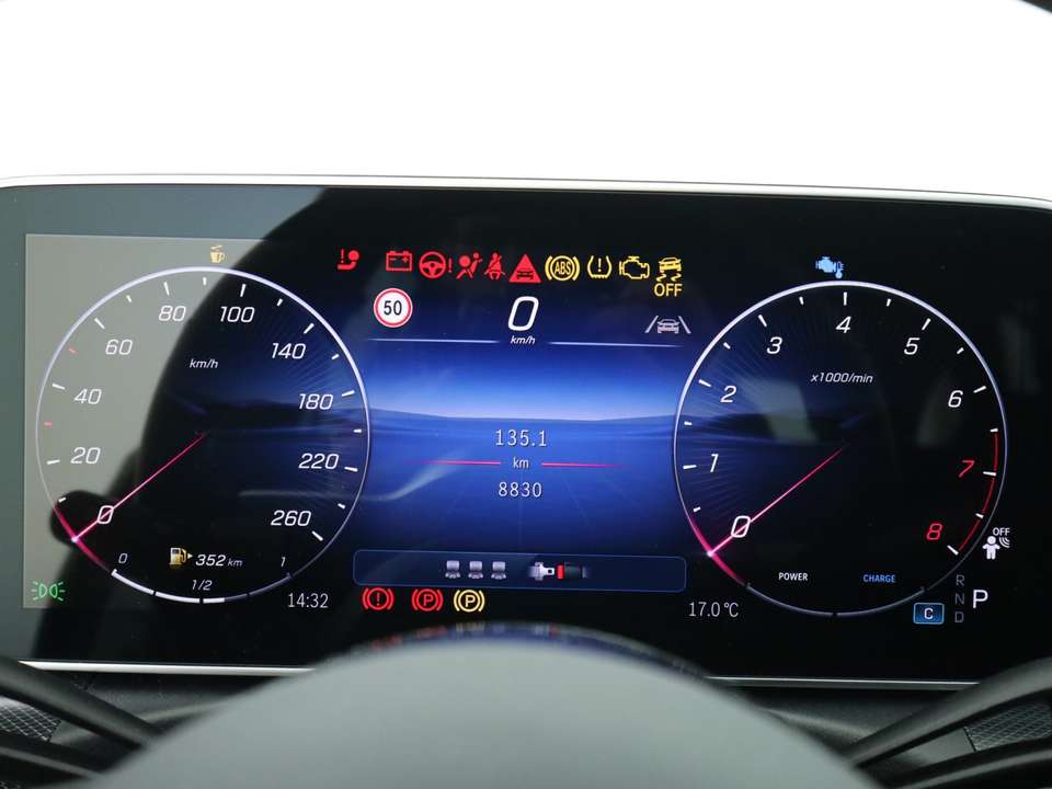 Mercedes-Benz C 200 - Imagem 13