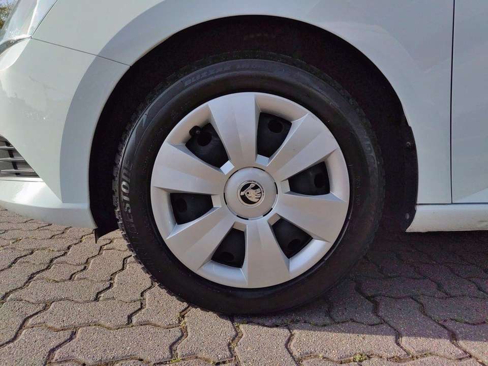 Skoda Fabia - Imagem 11