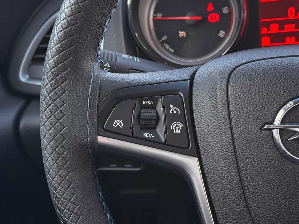 Opel Astra - Imagem 12