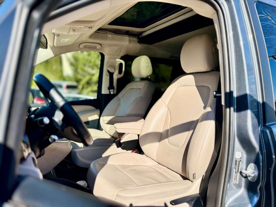 Mercedes-Benz V 300 - Imagem 9