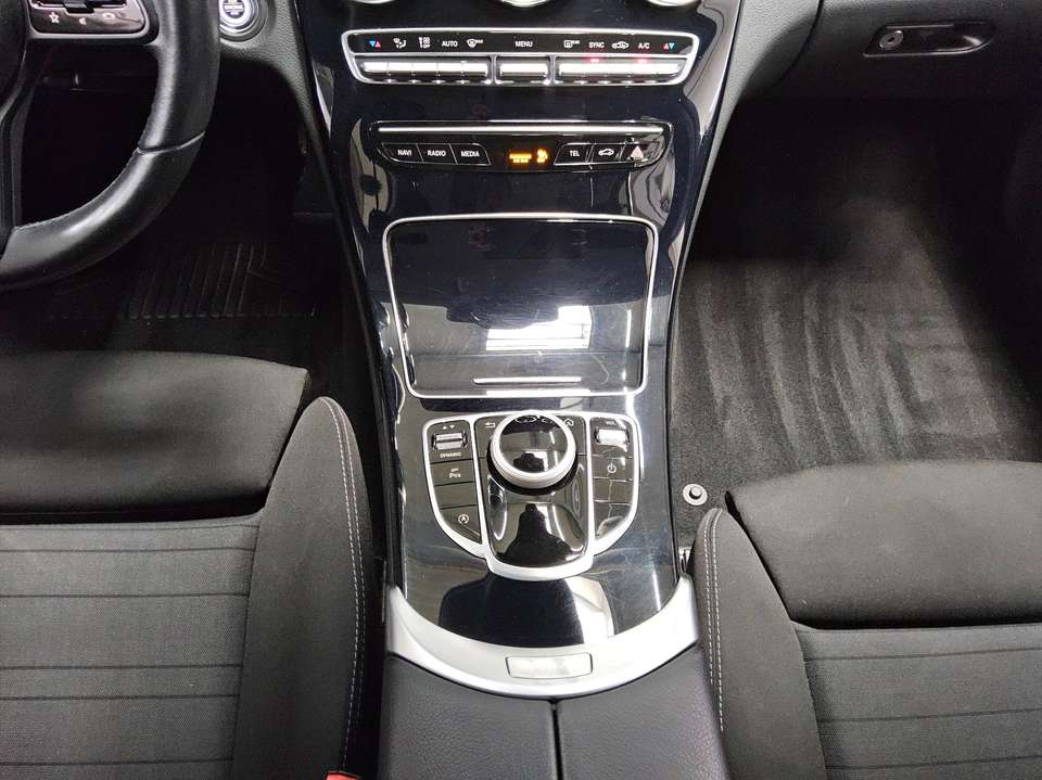 Mercedes-Benz C 200 - Imagem 6