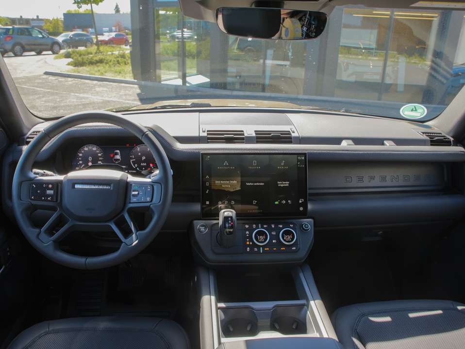 Land Rover Defender - Imagem 4