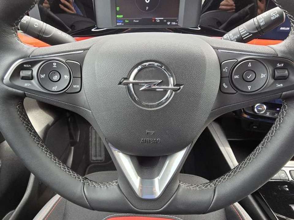 Opel Mokka-E - Imagem 8