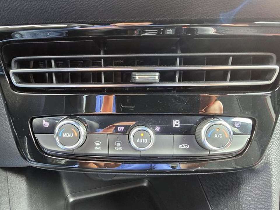 Opel Mokka-E - Imagem 12