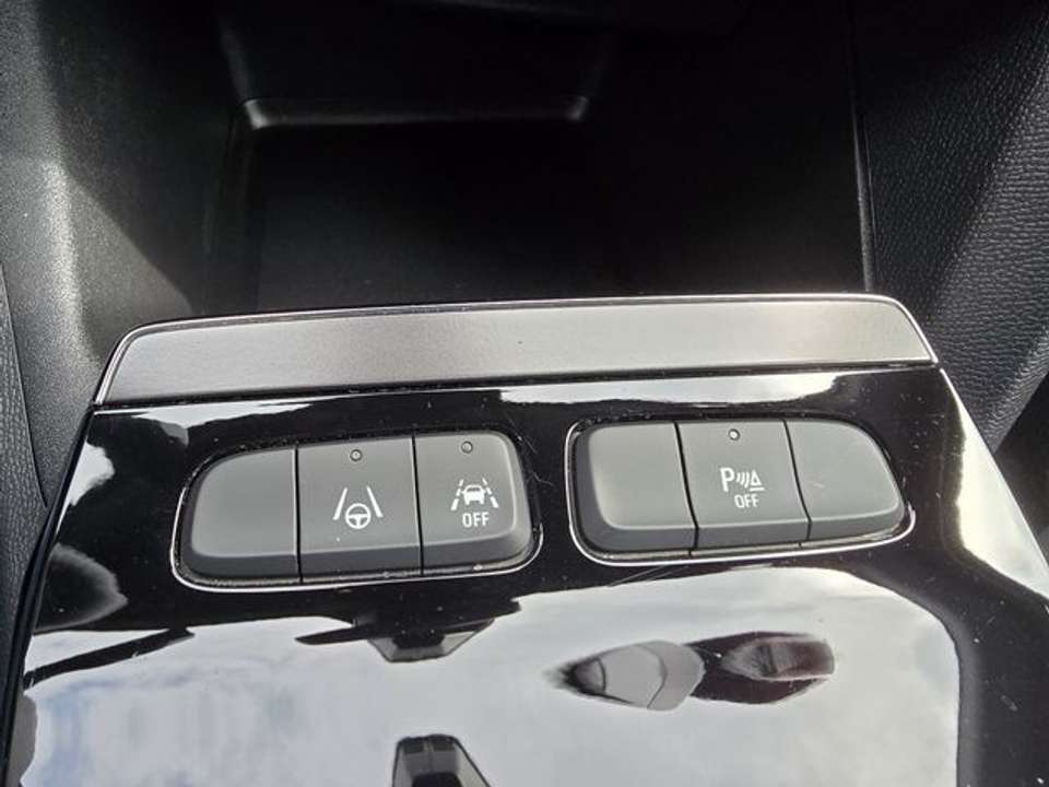 Opel Mokka-E - Imagem 13