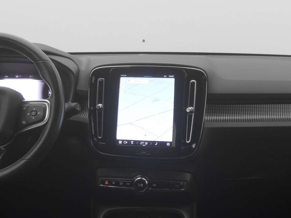 Volvo XC40 - Imagem 9