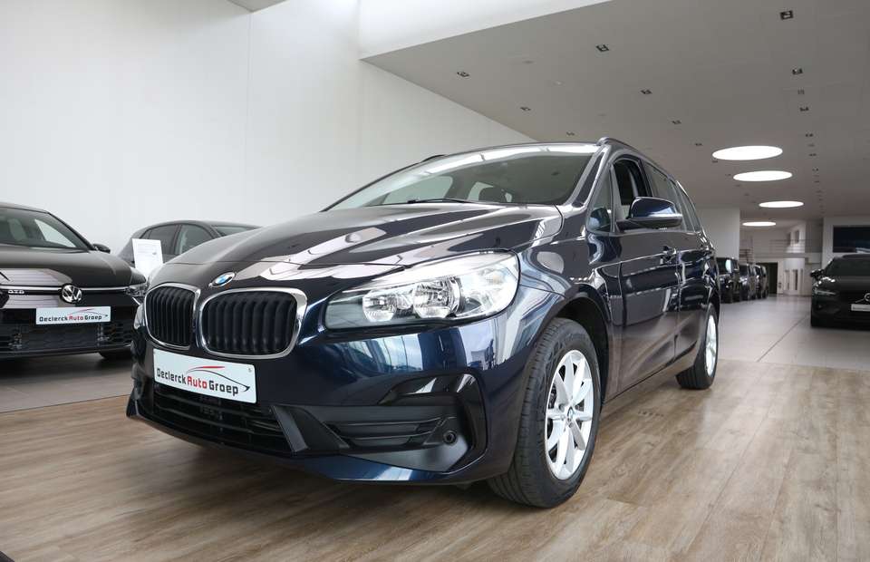 BMW 216 - Imagem 1