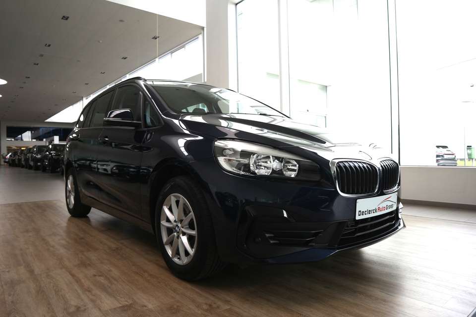 BMW 216 - Imagem 6