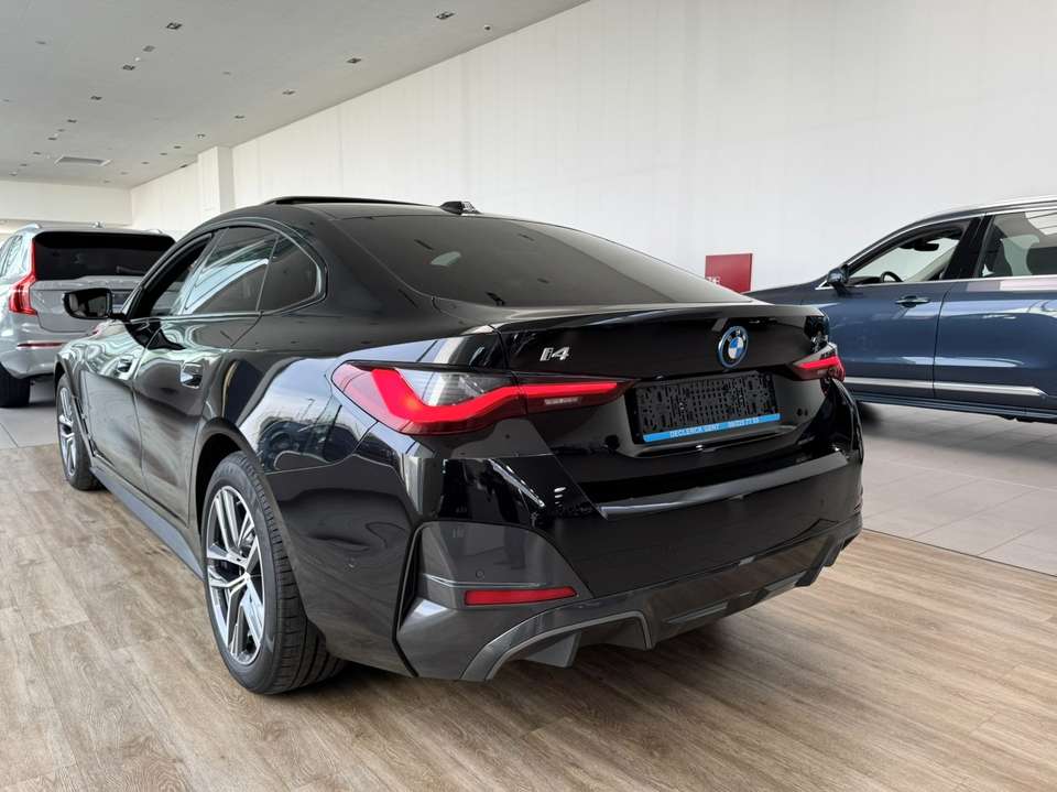 BMW i4 - Imagem 9