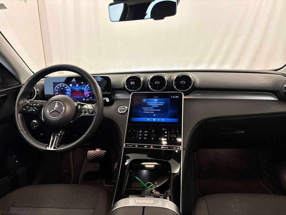 Mercedes-Benz C 200 - Imagem 5