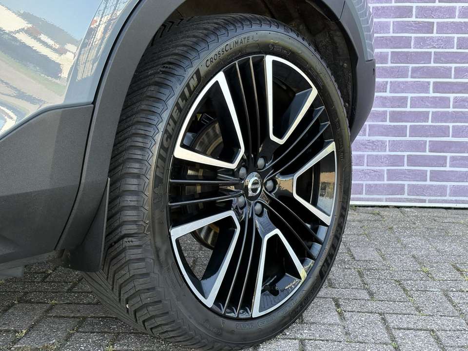 Volvo XC40 - Imagem 9