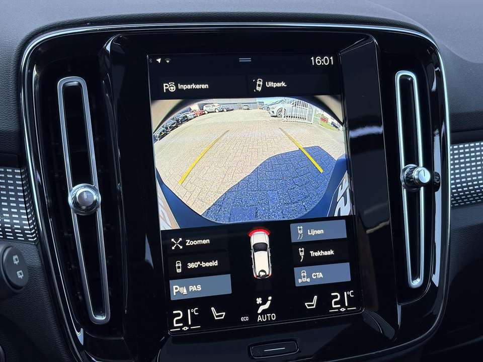 Volvo XC40 - Imagem 12