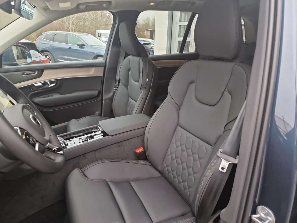 Volvo XC90 - Imagem 12