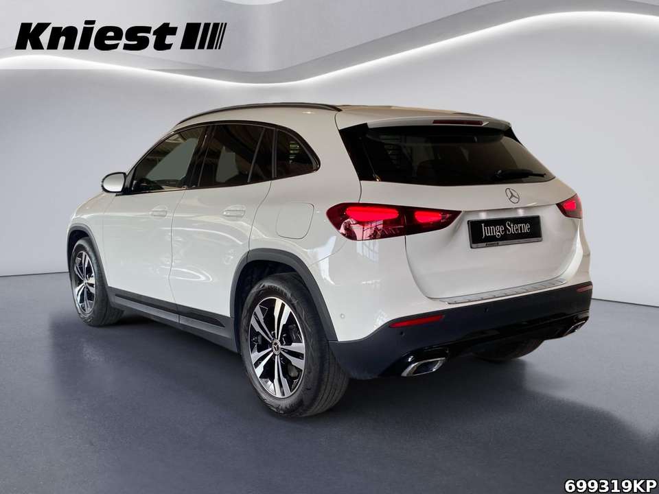 Mercedes-Benz GLA 220 - Imagem 4