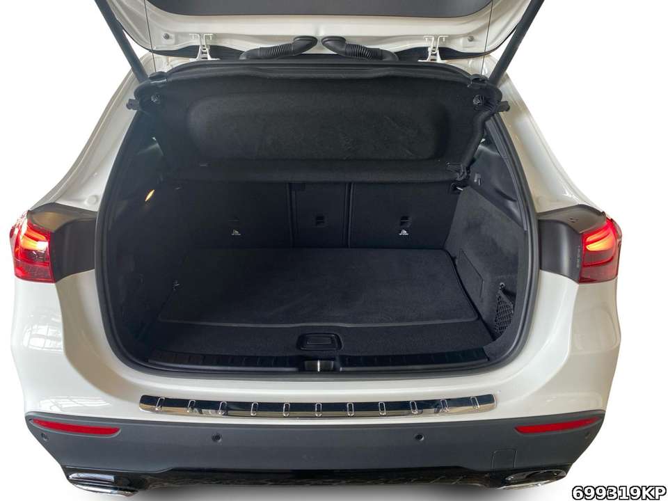 Mercedes-Benz GLA 220 - Imagem 6