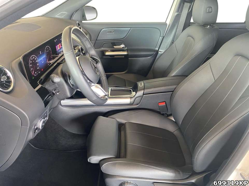 Mercedes-Benz GLA 220 - Imagem 10