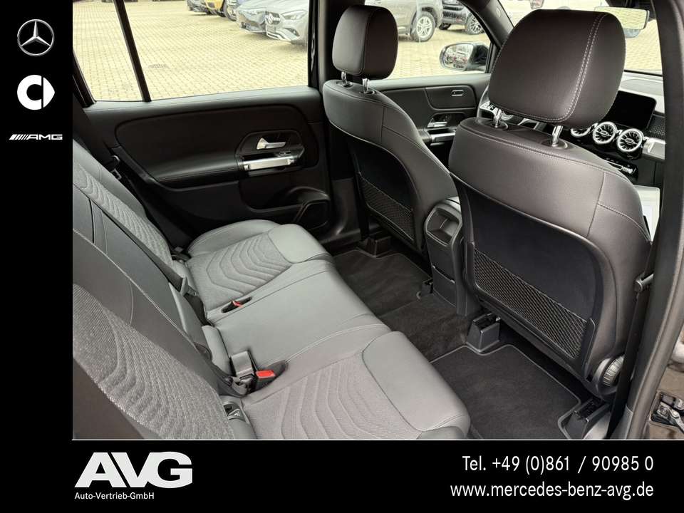 Mercedes-Benz GLB 200 - Imagem 13