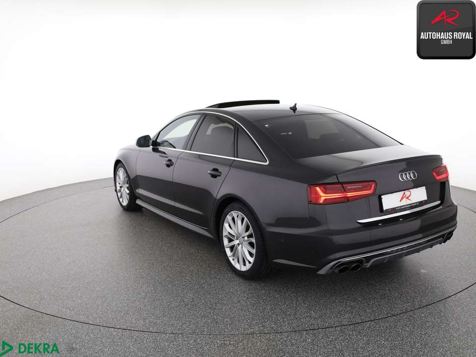 Audi S6 - Imagem 3