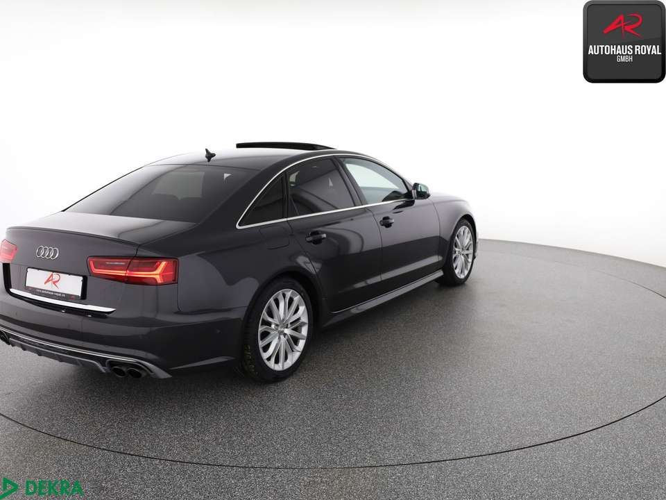Audi S6 - Imagem 5