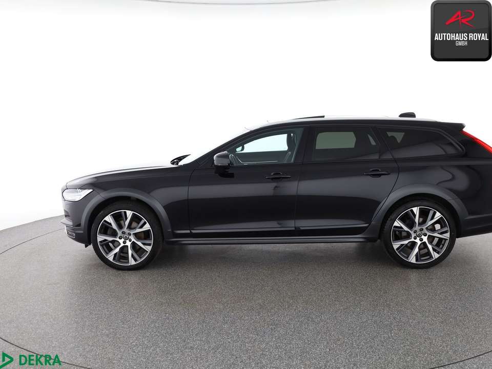Volvo V90 Cross Country - Imagem 2
