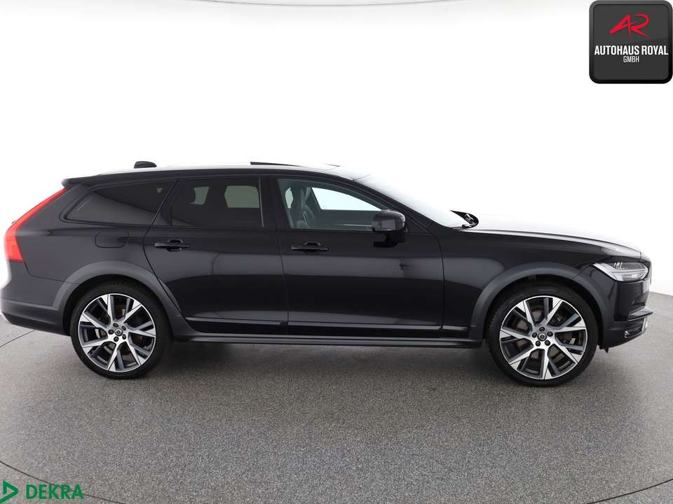 Volvo V90 Cross Country - Imagem 6