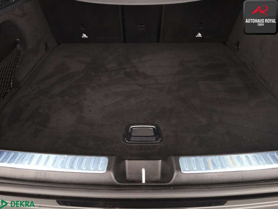 Mercedes-Benz GLC 250 - Imagem 12