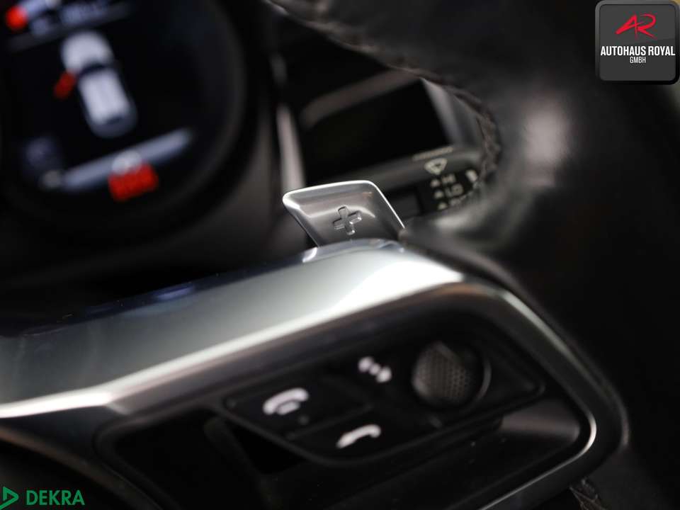 Porsche Macan - Imagem 14