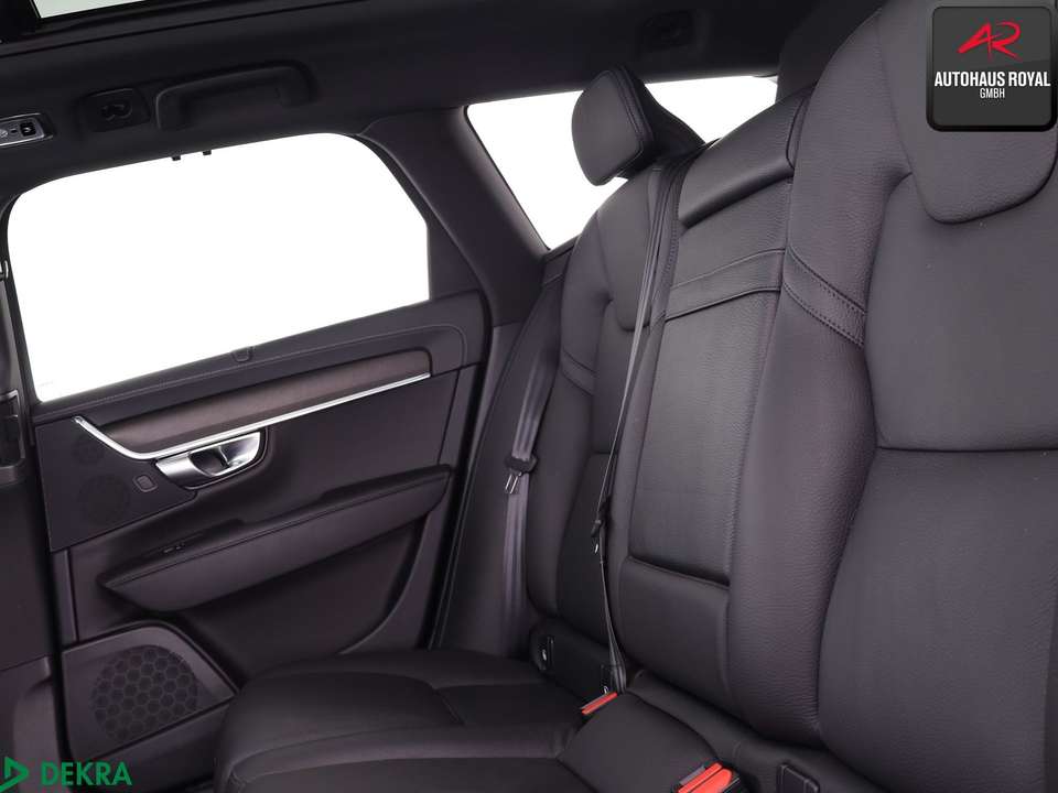 Volvo V90 Cross Country - Imagem 11