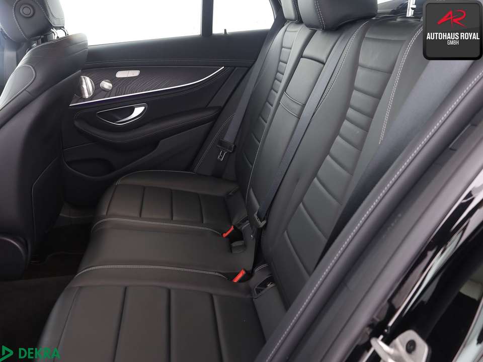 Mercedes-Benz E 400 - Imagem 10