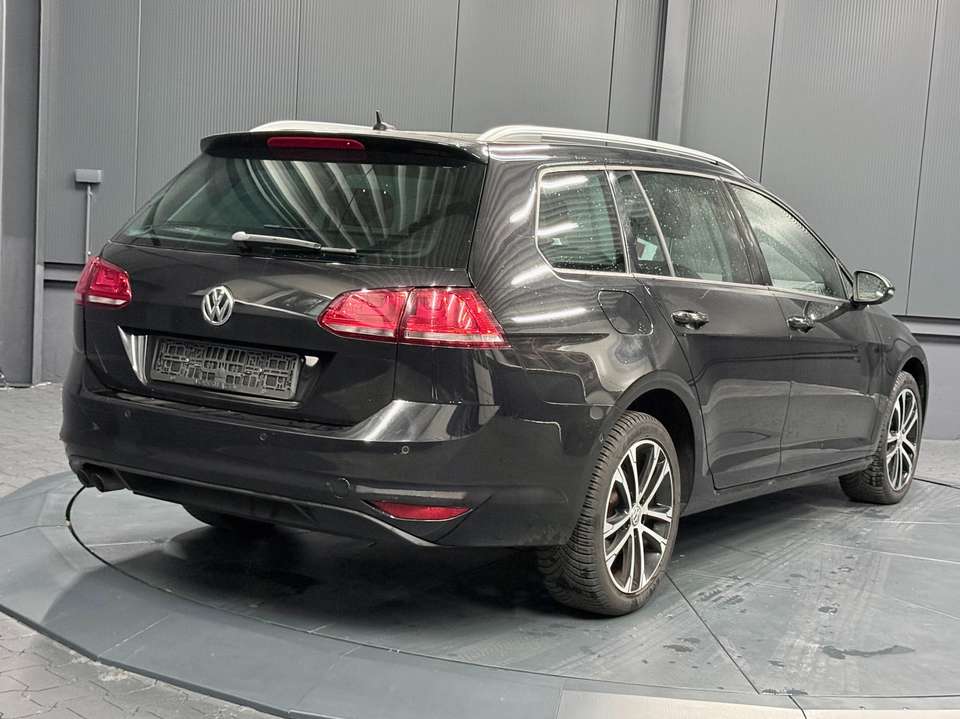 Volkswagen Golf Variant - Imagem 3