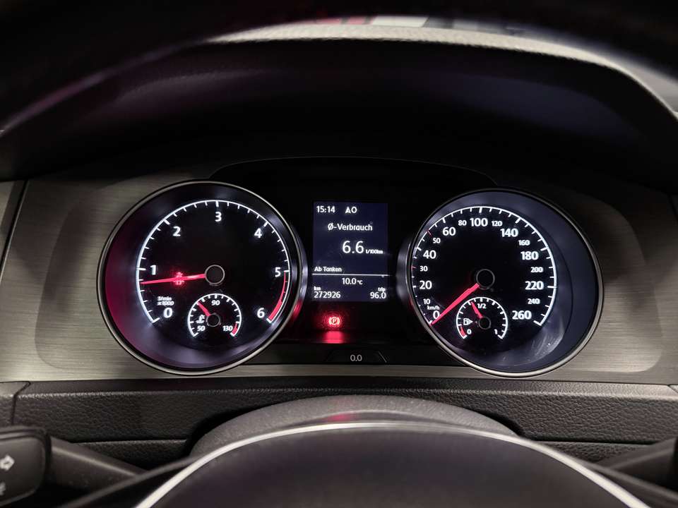 Volkswagen Golf Variant - Imagem 8