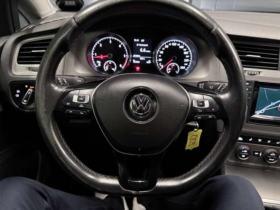 Volkswagen Golf Variant - Imagem 12