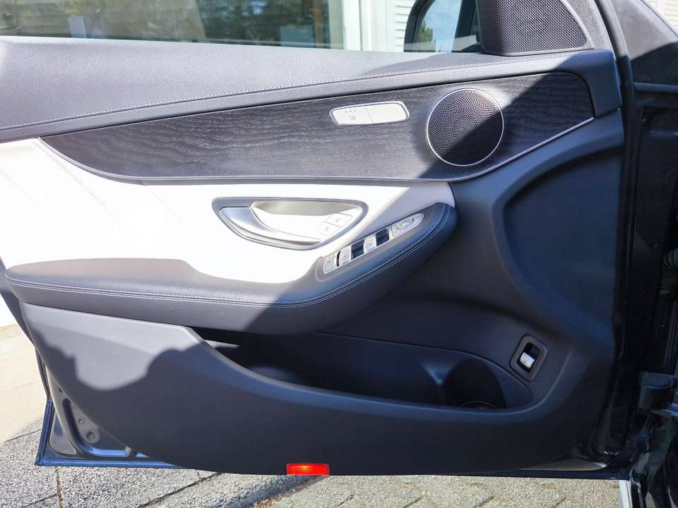 Mercedes-Benz C 220 - Imagem 13