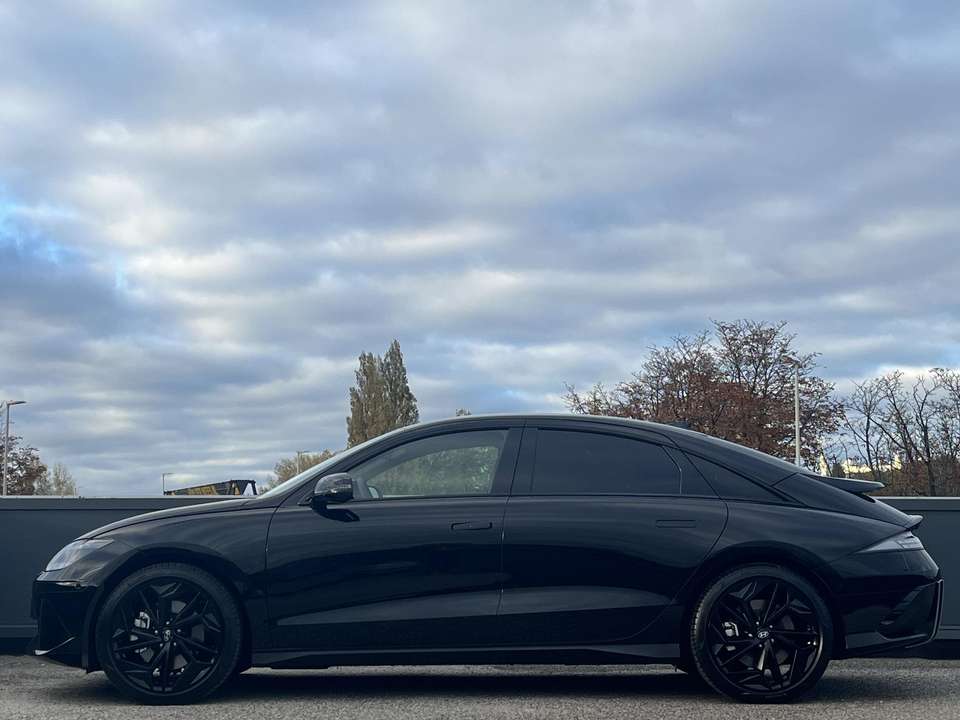 Hyundai IONIQ 6 - Imagem 8