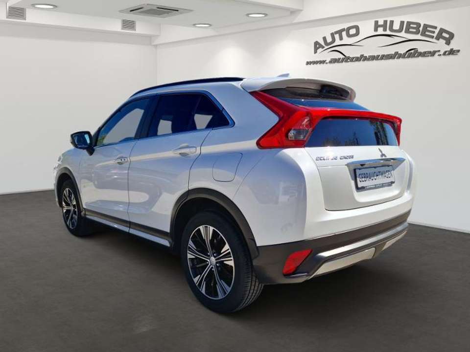 Mitsubishi Eclipse Cross - Imagem 4