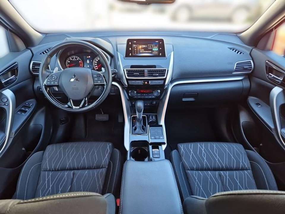 Mitsubishi Eclipse Cross - Imagem 8