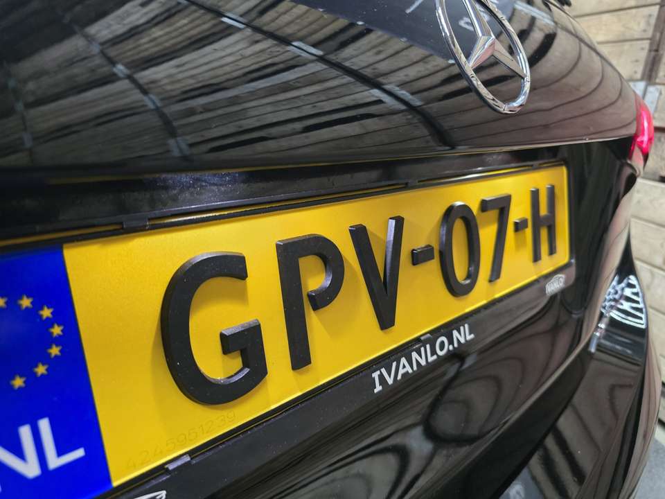 Mercedes-Benz A 35 AMG - Imagem 16