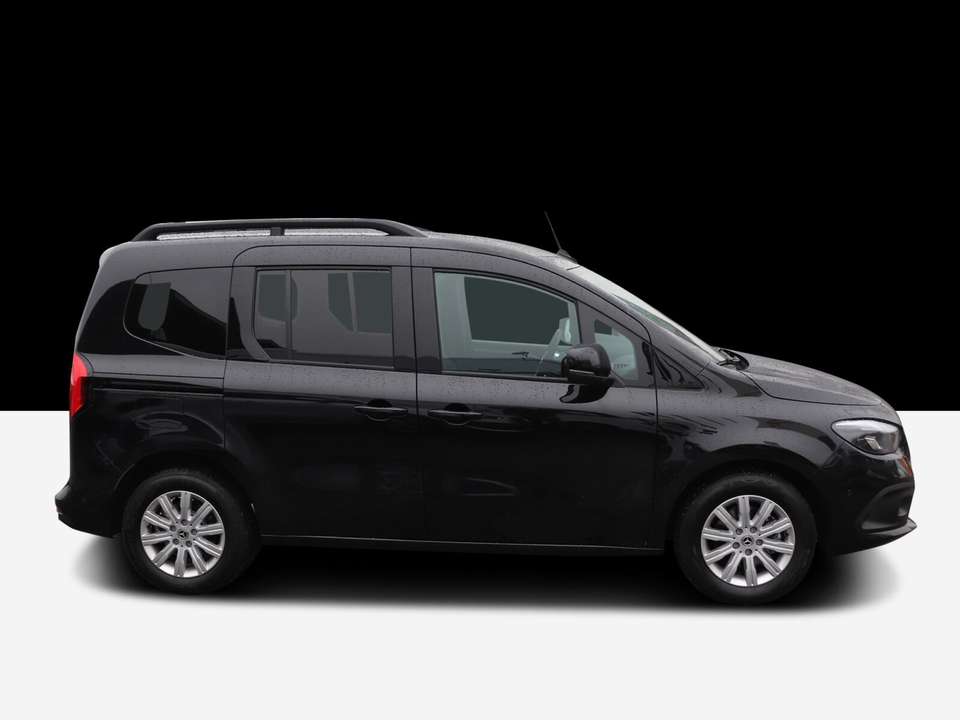 Mercedes-Benz 180 - Imagem 2