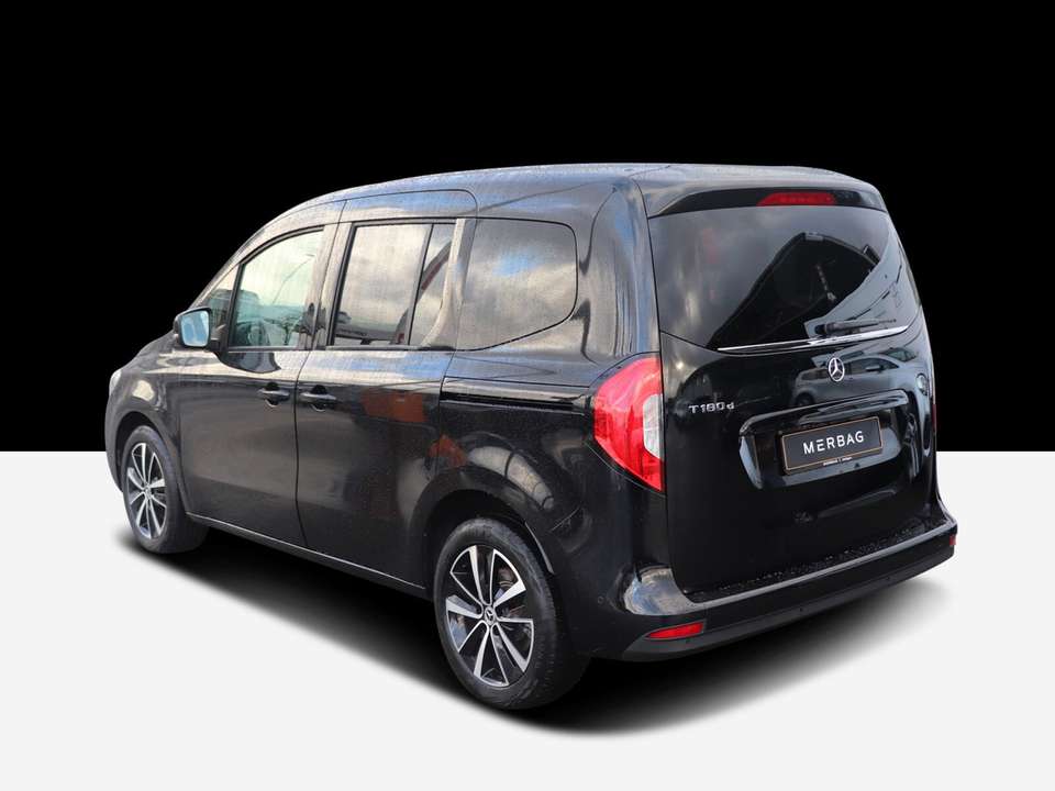 Mercedes-Benz 180 - Imagem 4