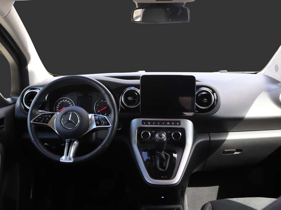 Mercedes-Benz 180 - Imagem 8