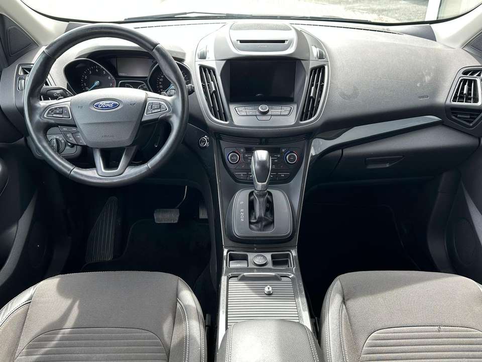 Ford Kuga - Imagem 13