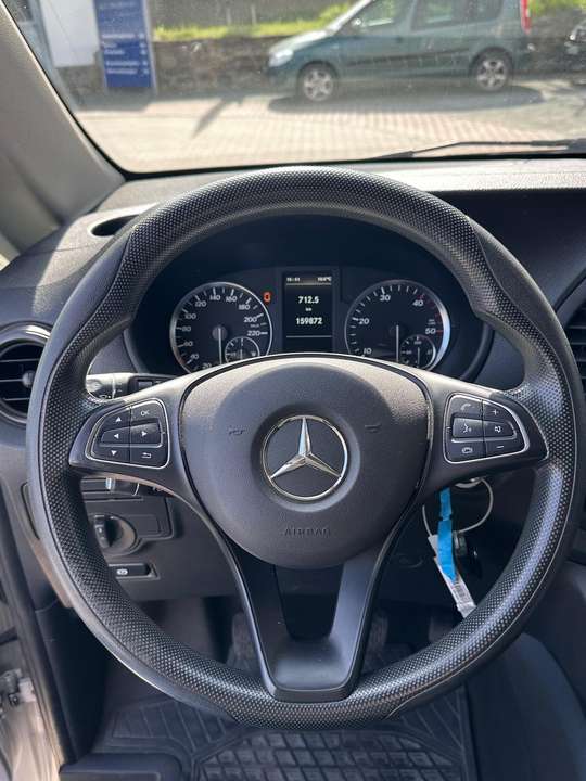 Mercedes-Benz Vito - Imagem 13