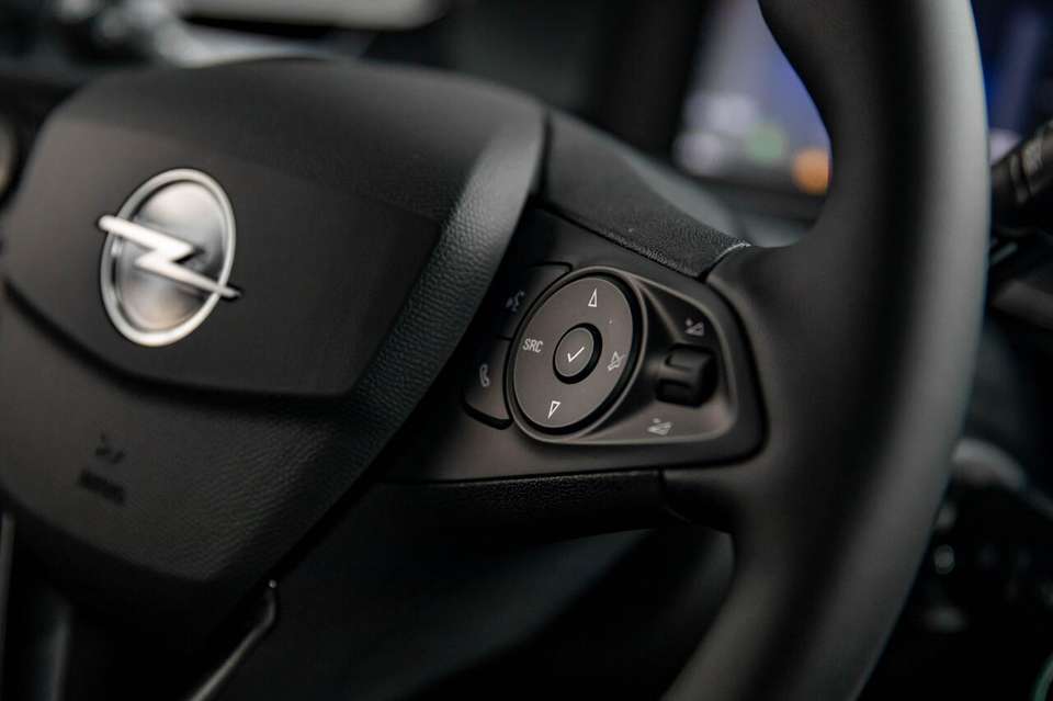 Opel Corsa - Imagem 12