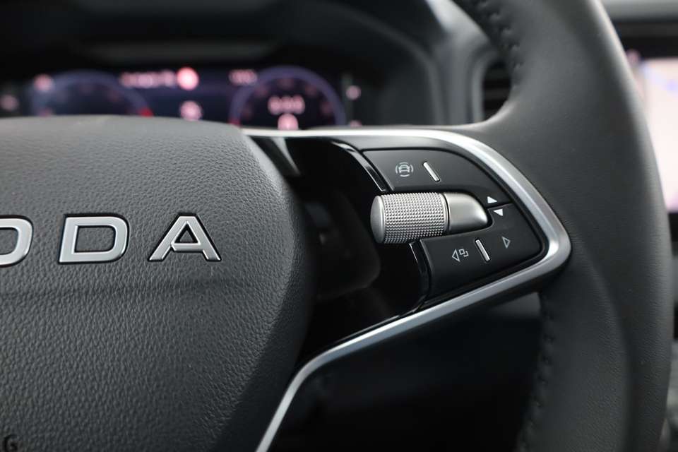 Skoda Karoq - Imagem 17