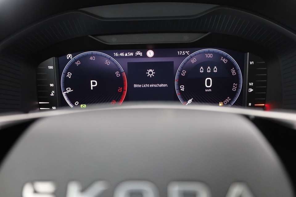 Skoda Karoq - Imagem 18