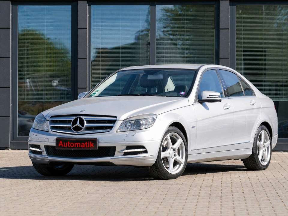Mercedes-Benz C 350 - Imagem 1