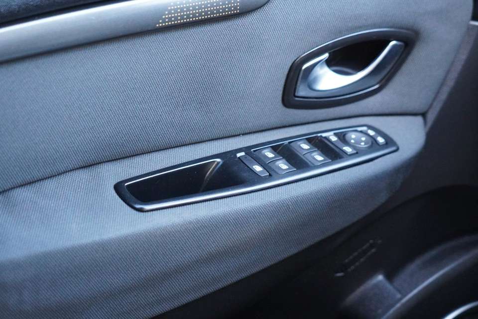 Renault Scenic - Imagem 13