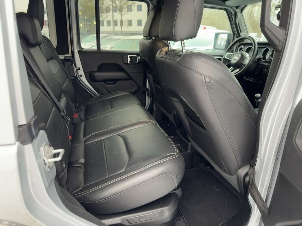 Jeep Wrangler - Imagem 10