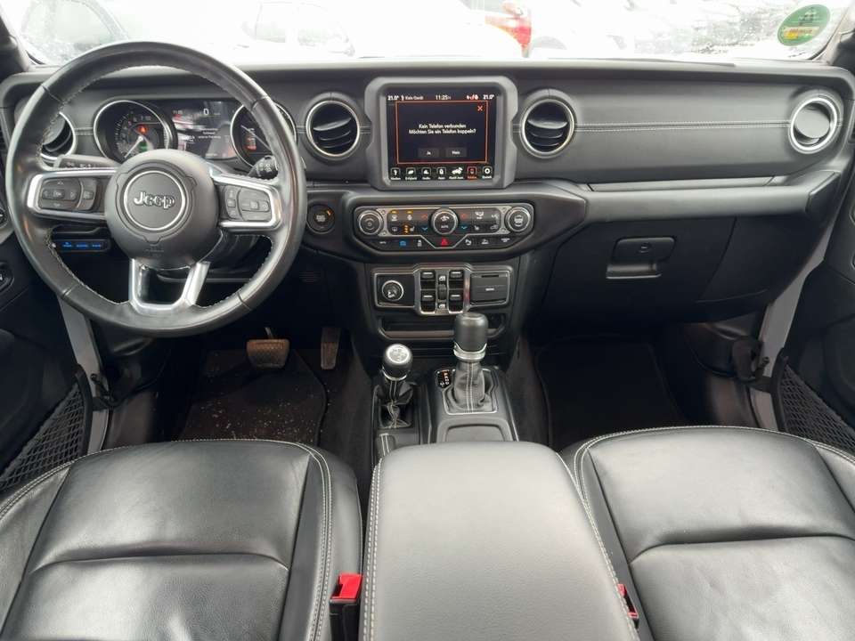 Jeep Wrangler - Imagem 13